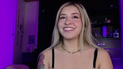 saradiazxxx online show from March 15, 2026, 8:53 am