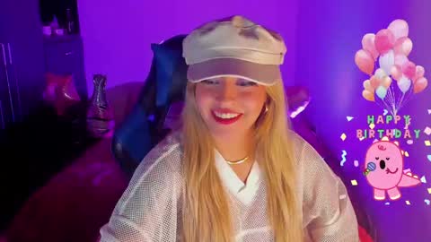 Snapshot of saradiazxxx chatting on May 7, 2026, 8:09 am saradiazxxx online show from May 7, 2026, 8:09 am
