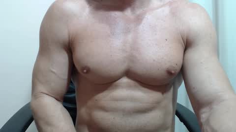 saradorj92 online show from February 21, 2026, 3:18 am