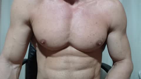 saradorj92 online show from April 15, 2026, 5:14 am