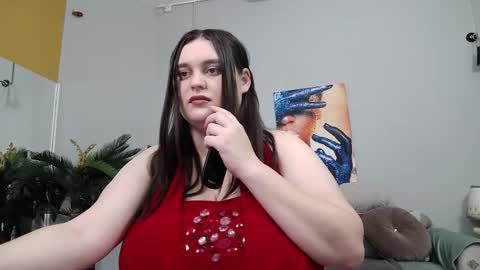 saraelise online show from September 30, 2025, 8:41 am