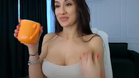 sarah l0v3 online show from February 3, 2026, 6:11 am