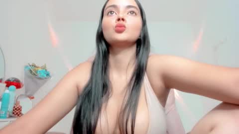 sarah online show from March 10, 2026, 9:53 pm