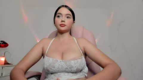 Snapshot of sarah_angelll chatting on June 6, 2026, 12:49 am sarah online show from June 6, 2026, 12:49 am