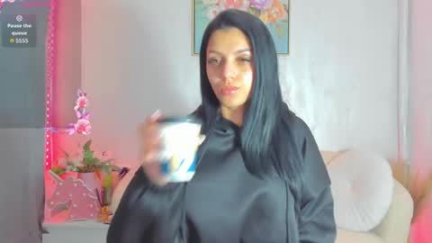 Sara online show from April 22, 2026, 6:49 am