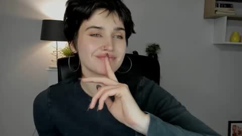 Snapshot of sarah_desire01 chatting on May 14, 2026, 3:52 pm Sarah online show from May 14, 2026, 3:52 pm