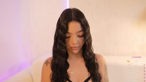 Snapshot of sarah_hiill chatting on February 8, 2025, 6:44 pm       online show from February 8, 2025, 6:44 pm