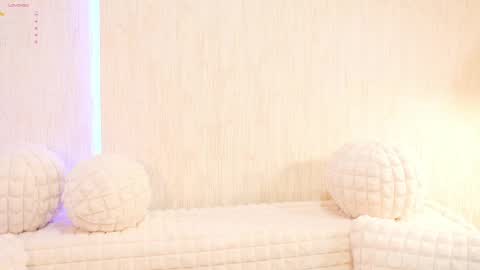 Snapshot of sarah_hiill chatting on February 12, 2025, 8:50 pm       online show from February 12, 2025, 8:50 pm