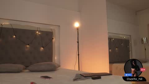Snapshot of sarah_hiill chatting on October 2, 2025, 8:16 pm       online show from October 2, 2025, 8:16 pm