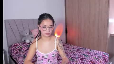 Snapshot of sarah_stone15 chatting on July 27, 2026, 4:14 pm Sarah online show from July 27, 2026, 4:14 pm