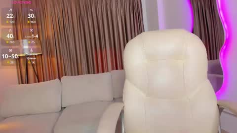 Sarah online show from July 20, 2026, 9:50 pm