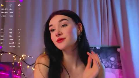 Sarah  online show from November 10, 2025, 10:09 pm