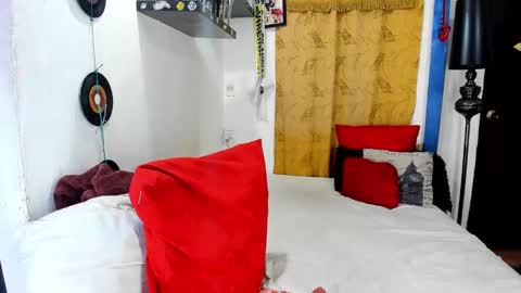 Snapshot of sarahjey chatting on February 3, 2025, 6:45 am SARAHJEY online show from February 3, 2025, 6:45 am