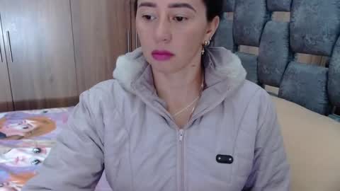 Lia online show from February 11, 2025, 12:37 pm