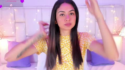 Snapshot of sarahsophia_ chatting on January 24, 2025, 11:26 am SARAH online show from January 24, 2025, 11:26 am