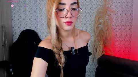 Sara jones   online show from February 27, 2026, 12:54 am