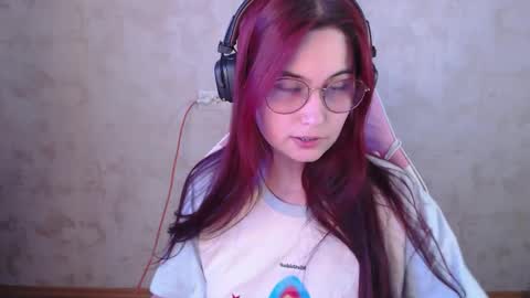 Snapshot of sarakinski chatting on May 25, 2026, 3:07 pm Sara online show from May 25, 2026, 3:07 pm