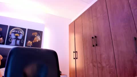 saralife69 online show from February 21, 2025, 2:59 pm