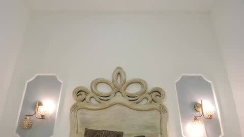 Sara online show from December 19, 2024, 2:35 pm