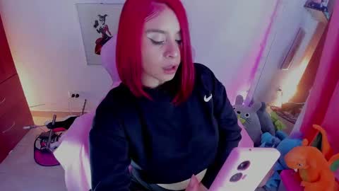 sara  online show from April 18, 2026, 11:27 pm