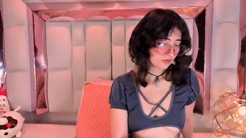 sara  online show from April 18, 2026, 6:17 am