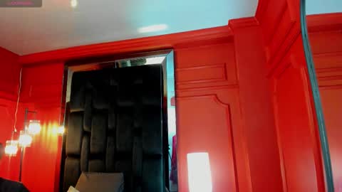 Sara and Edward online show from October 20, 2025, 3:07 am