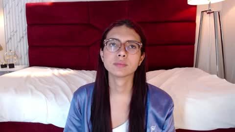 Sara online show from February 2, 2025, 1:45 am