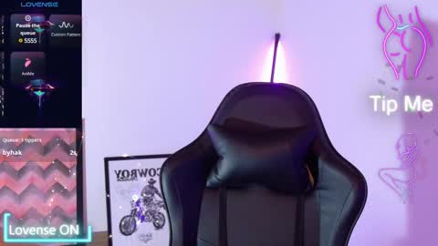 Snapshot of sarasavaagee chatting on March 11, 2025, 6:21 am Sara online show from March 11, 2025, 6:21 am