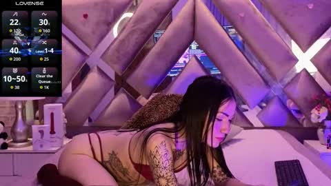 Sara  online show from March 3, 2026, 4:02 pm