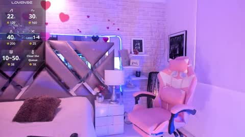 Sara  online show from March 21, 2026, 4:43 pm