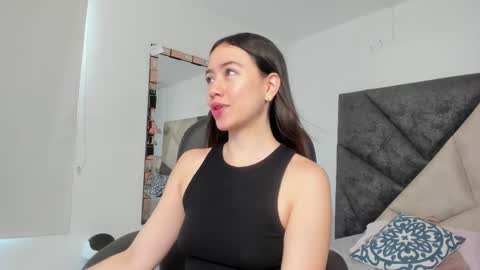      online show from September 21, 2025, 6:09 pm