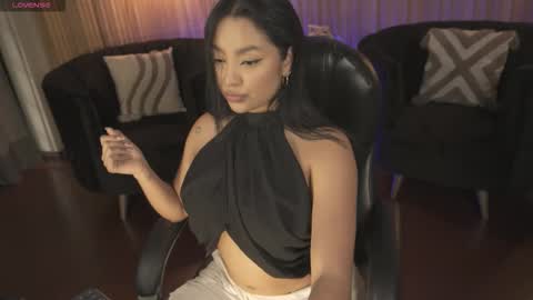 Sara Winstone online show from February 28, 2026, 8:54 pm