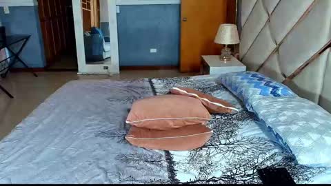 Snapshot of sarawonder69x chatting on December 20, 2025, 2:35 pm Sara Rivera online show from December 20, 2025, 2:35 pm