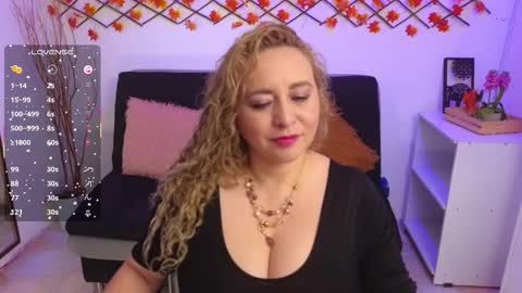 Snapshot of saray_soto chatting on October 20, 2025, 11:54 am Saray online show from October 20, 2025, 11:54 am