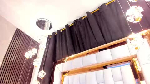 Saray online show from March 8, 2025, 7:20 pm