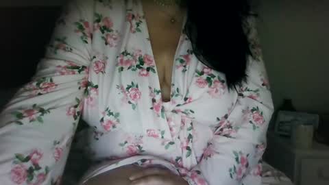 Snapshot of saretta46 chatting on April 4, 2026, 1:30 pm Sara online show from April 4, 2026, 1:30 pm