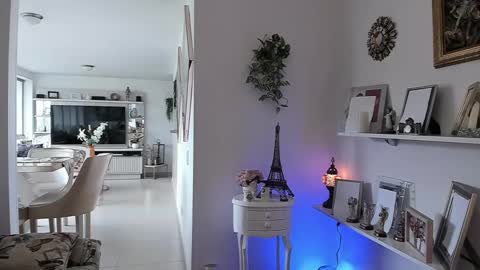 sarha online show from February 10, 2025, 5:19 pm