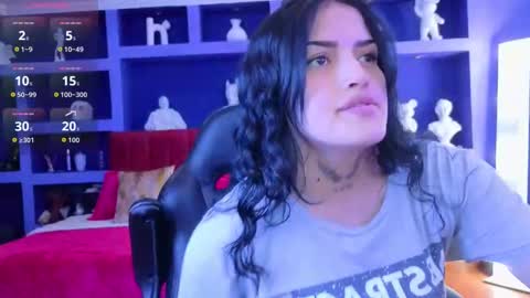 Sari  online show from September 18, 2025, 8:44 pm