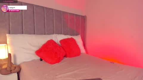 Sara Garcia online show from December 1, 2025, 1:32 am