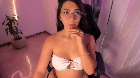 Sarima and Leo online show from October 21, 2025, 8:42 pm