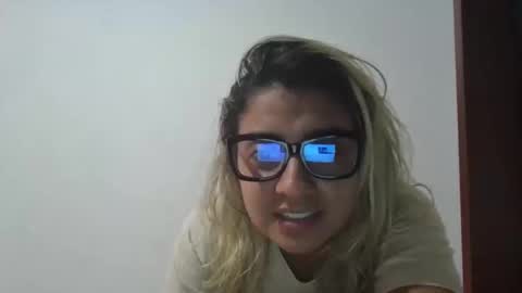 Snapshot of sarissmunera chatting on February 21, 2025, 8:05 pm sarissmunera online show from February 21, 2025, 8:05 pm