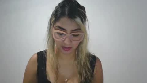 Snapshot of sarissmunera chatting on March 6, 2025, 3:13 pm sarissmunera online show from March 6, 2025, 3:13 pm