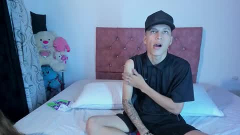  SARIYA Y ALEXIS  online show from February 19, 2026, 11:39 am