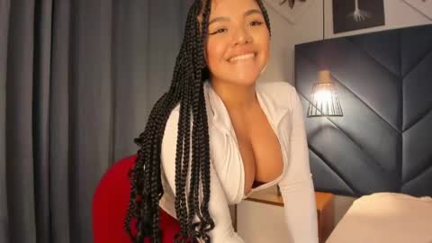 Sara  online show from May 16, 2026, 8:07 pm
