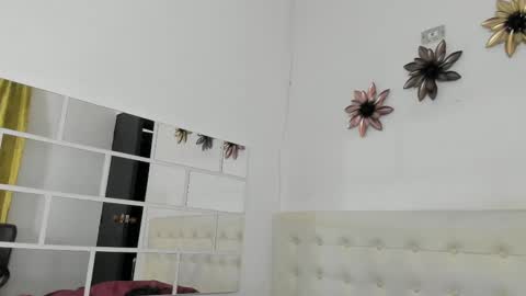 Snapshot of sarita_loven chatting on March 2, 2025, 8:27 am sarita online show from March 2, 2025, 8:27 am