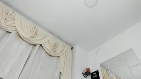 Snapshot of sarita_loven chatting on September 24, 2025, 4:05 am sarita online show from September 24, 2025, 4:05 am