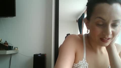 Snapshot of sarita_start chatting on September 16, 2025, 5:25 pm sarita_start online show from September 16, 2025, 5:25 pm