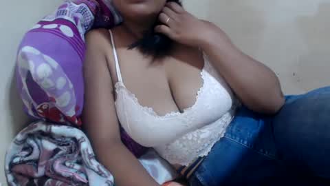 Snapshot of saronette chatting on December 27, 2024, 7:51 am saronette online show from December 27, 2024, 7:51 am