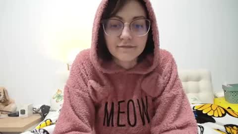 sarraboots online show from January 15, 2026, 6:11 pm