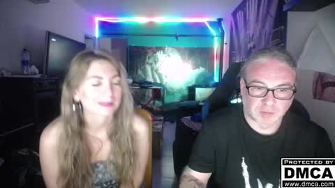 Giselle and Jay online show from December 2, 2025, 6:19 am